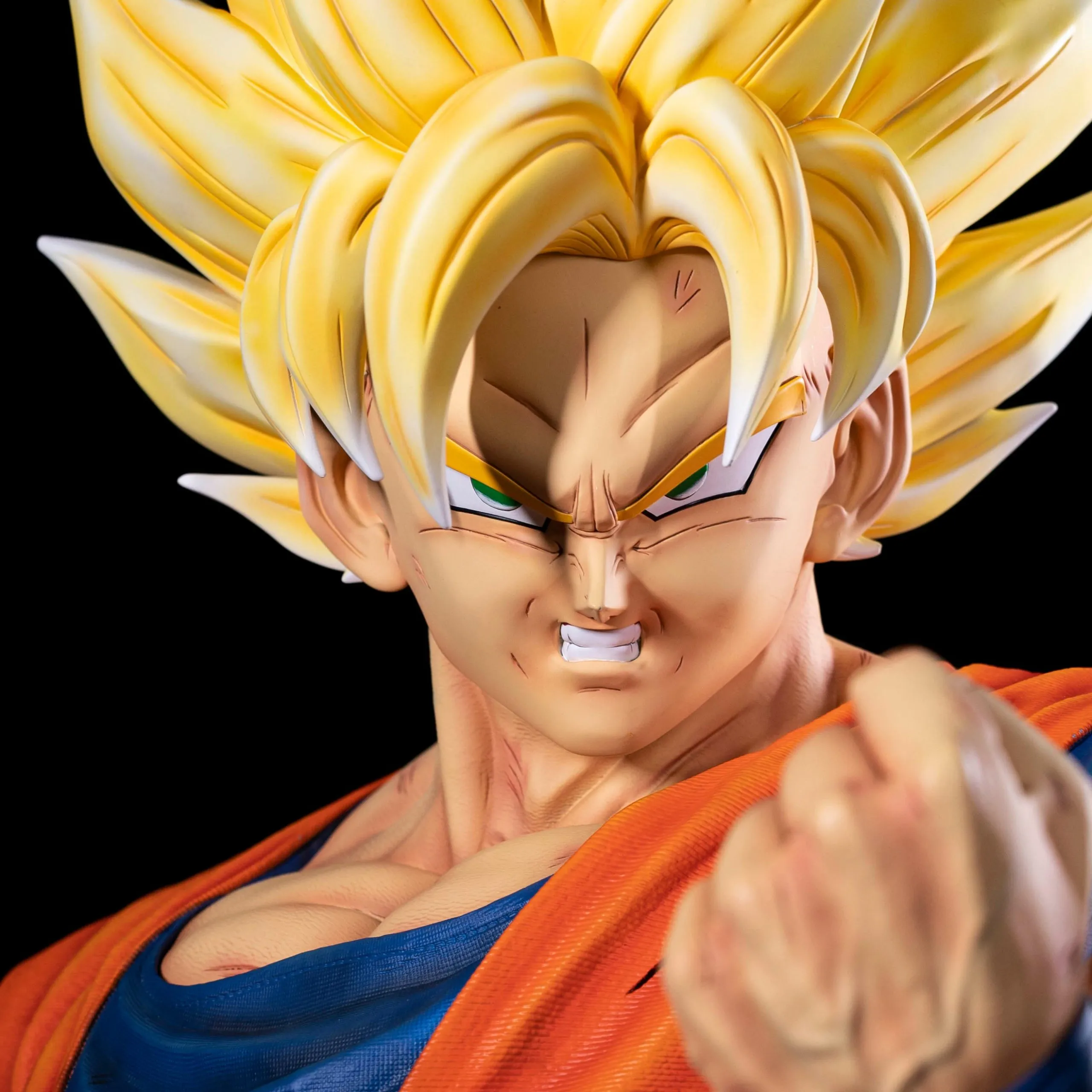 【pre order】 Dragon Ball Son Goku Life-Size Resin Bust Statue - Image 5