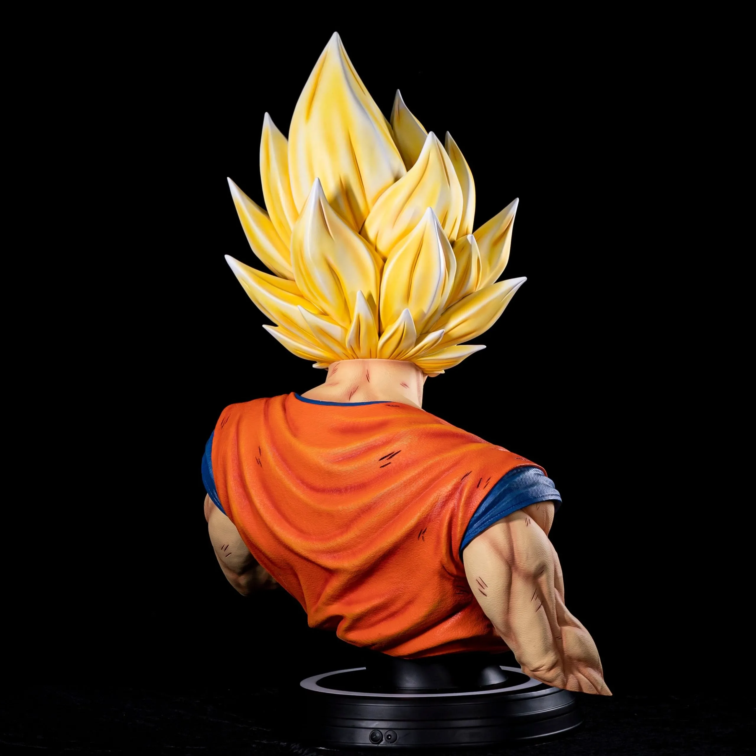 【pre order】 Dragon Ball Son Goku Life-Size Resin Bust Statue - Image 12