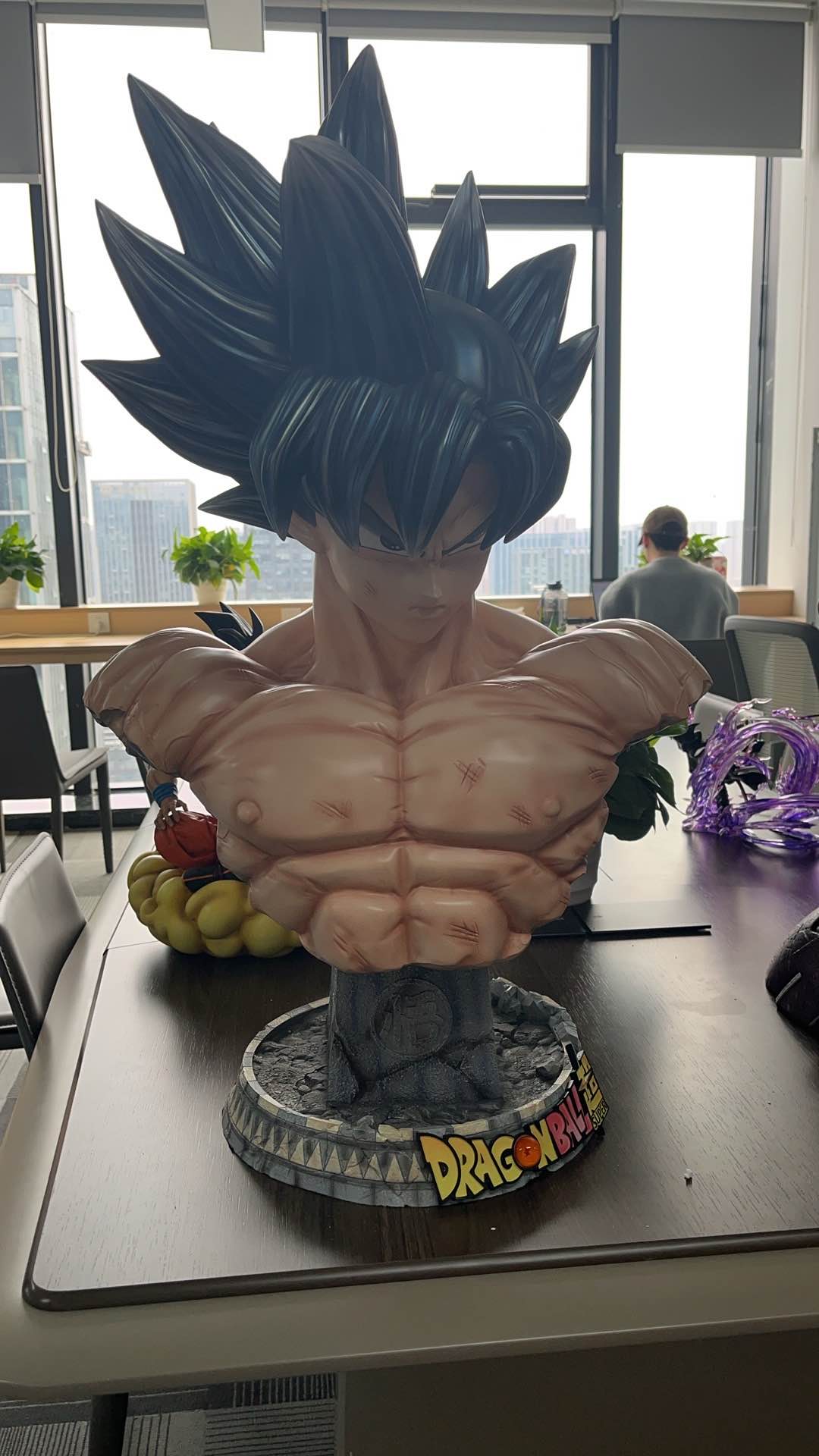 【in Stock】 Dragon Ball Son Goku life size Bust Resin Statue 1:1 - Image 2