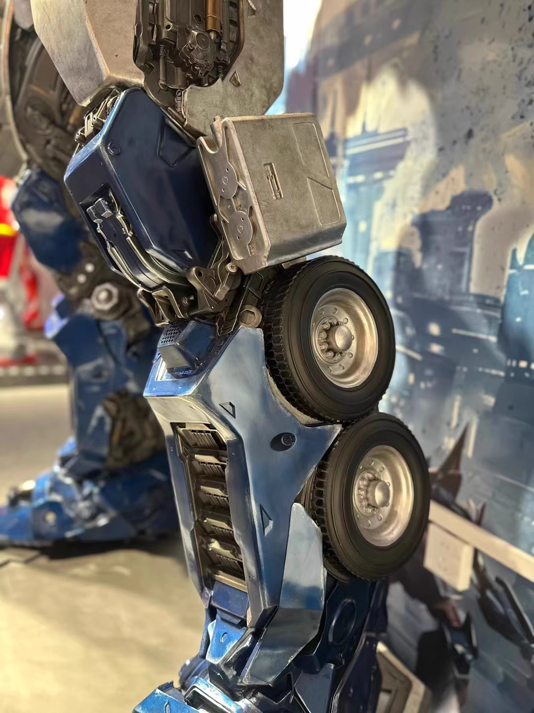 【pre order】G1 Optimus Prime Life-Size Statue – 220cm Tall - Image 6