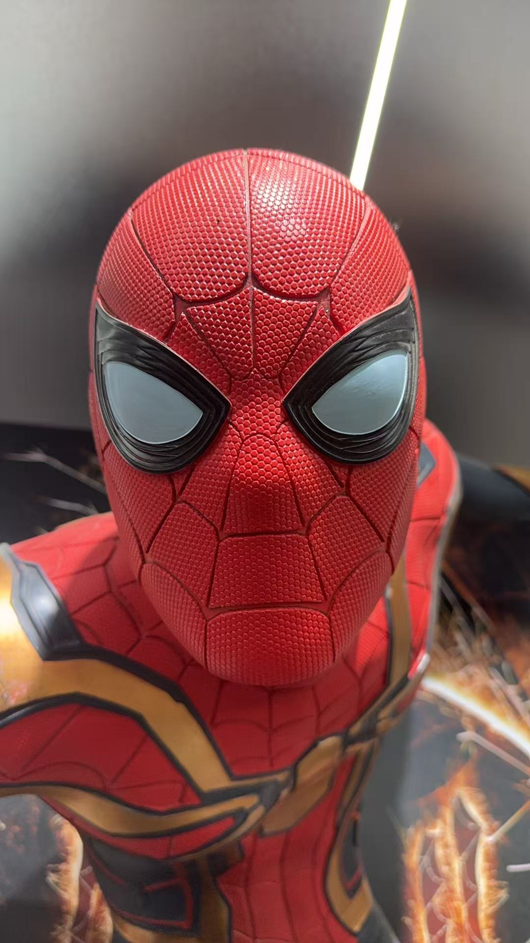 【pre order】Spiderman Life-Size Resin Statue – Premium Collectible Figure - Image 3