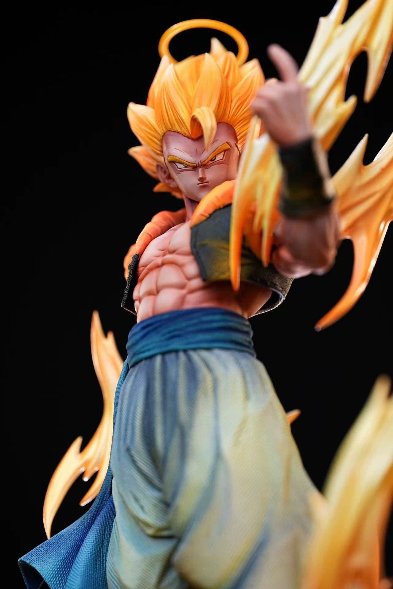 【pre order】Dragon Ball Gogeta Resin Statue – 1/6 & 1/4 Scale Versions - Image 6