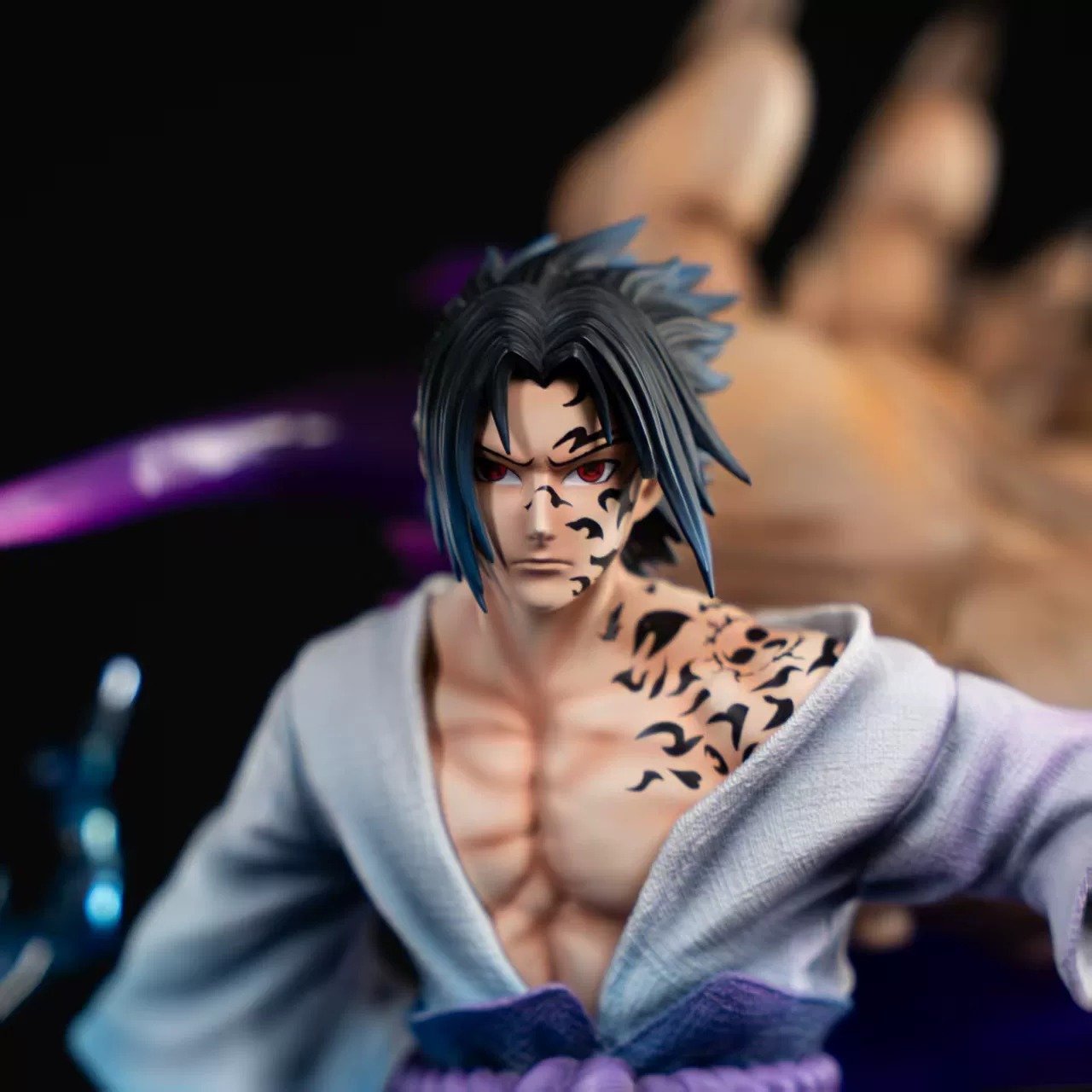 【pre order】Naruto Sasuke Statue - Dynamic Pose with Chakra Effects - Image 4
