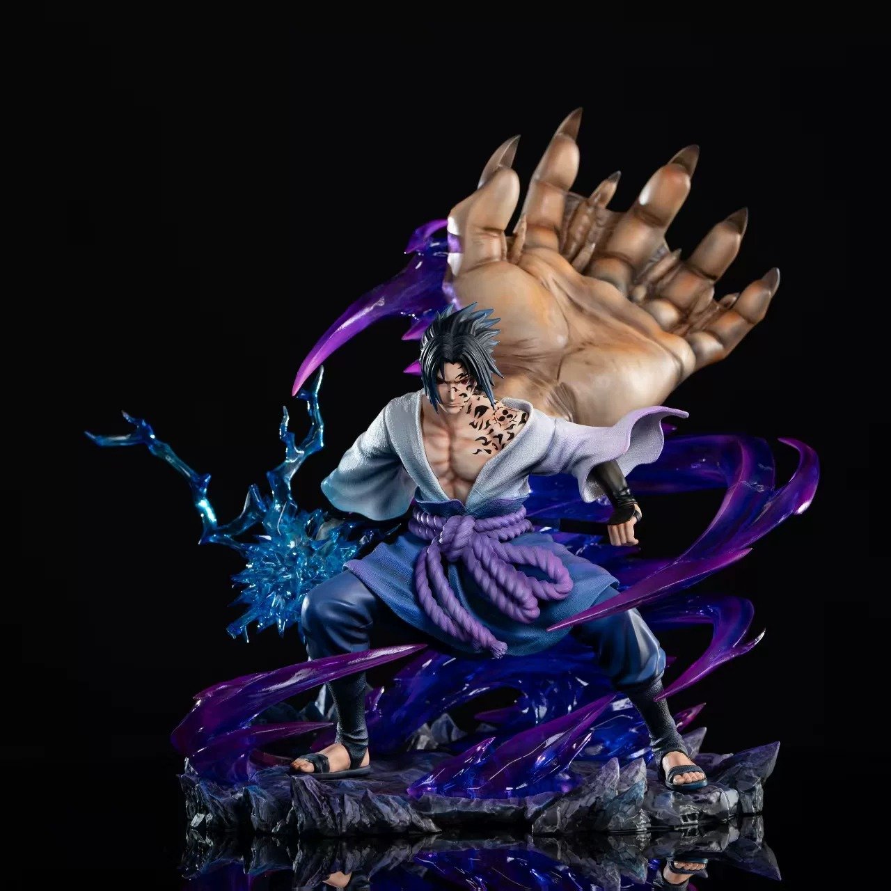 【pre order】Naruto Sasuke Statue - Dynamic Pose with Chakra Effects