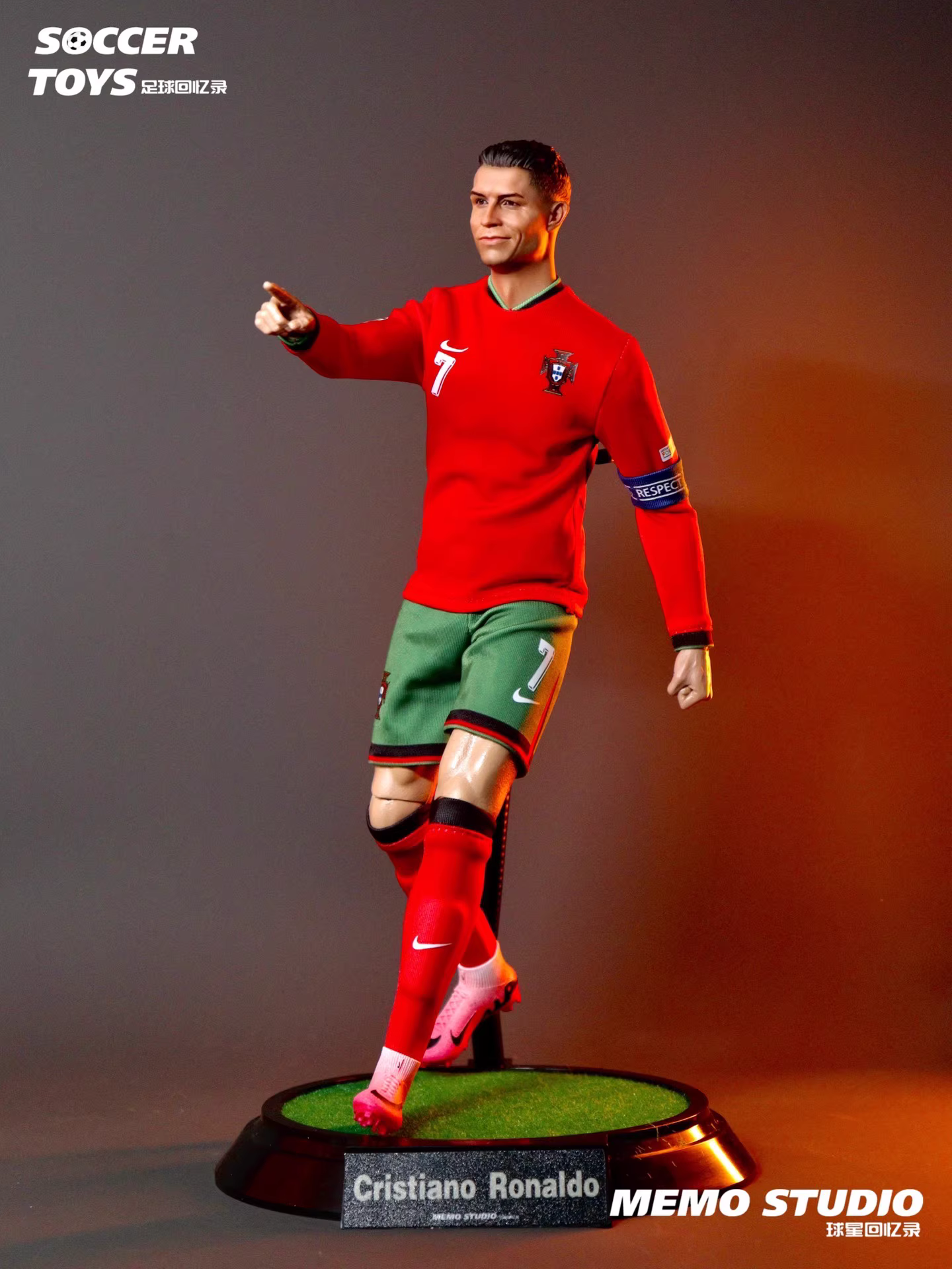 【pre order】 2024 European Cup Cristiano Ronaldo's last European Cup 1/6 Resin Statue Memo Studio - Image 3