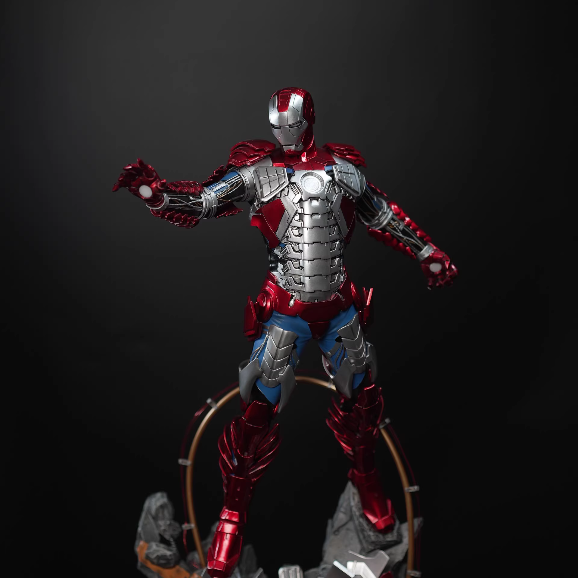 【in Stock】Marvel Iron Man MK5 Action Figure - Image 4
