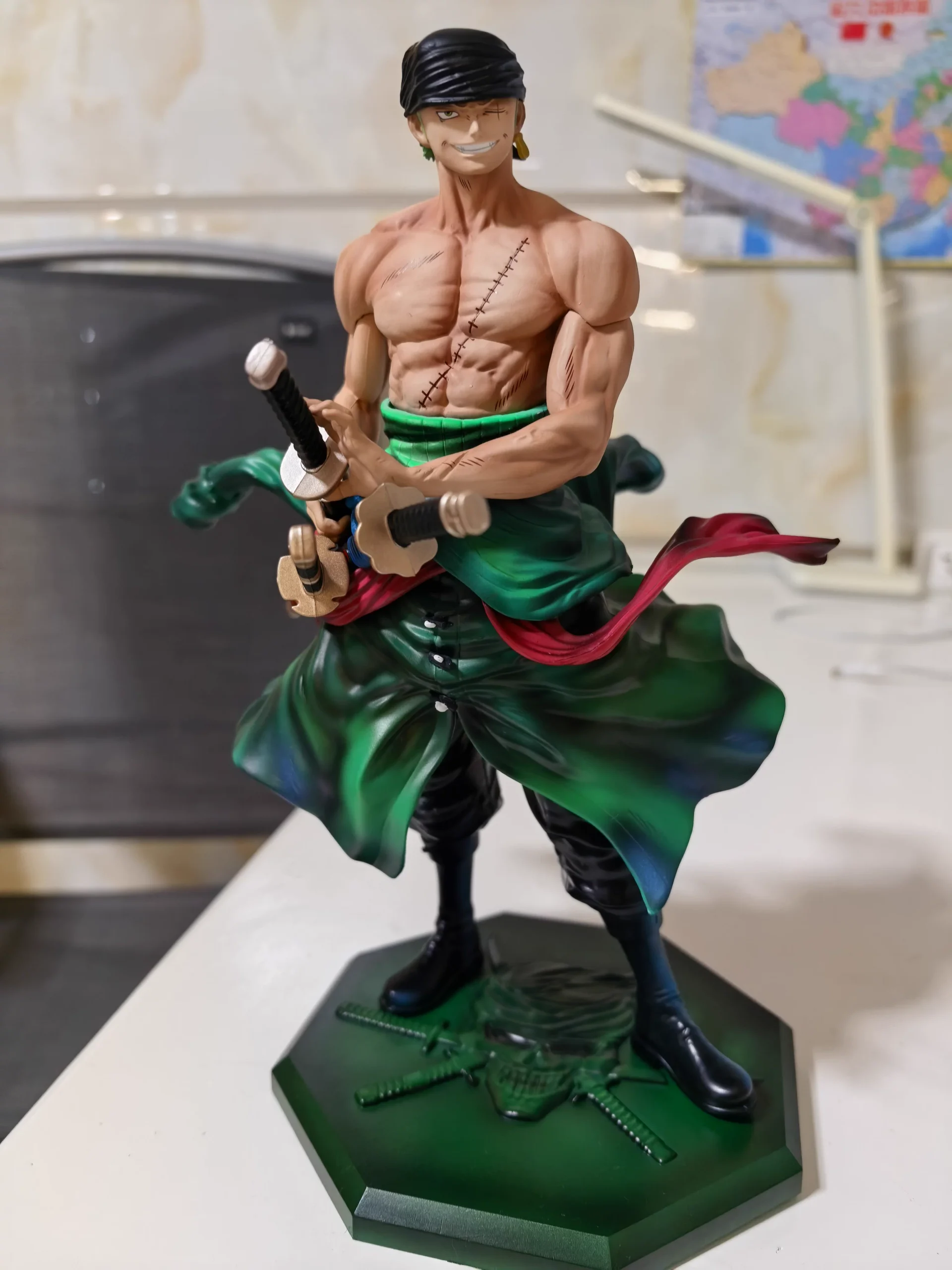 【pre order】One Piece Roronoa Zoro Resin Statue