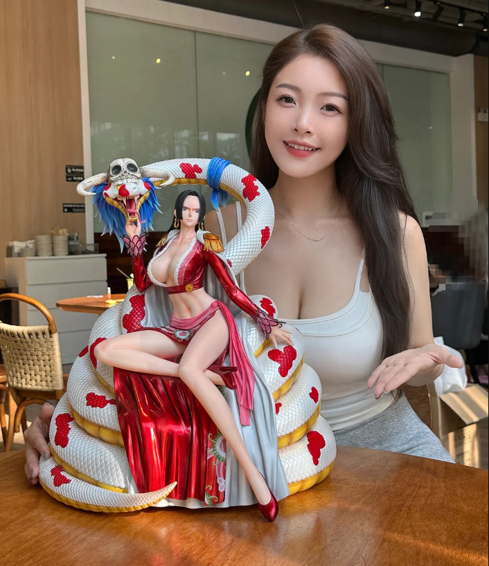 【pre order】One Piece Boa Hancock Resin Figurine Statue - Image 5