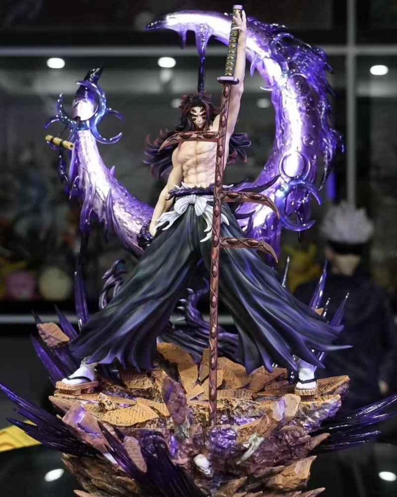 【pre order】Demon Slayer Kokushibo PVC Figure 1/6