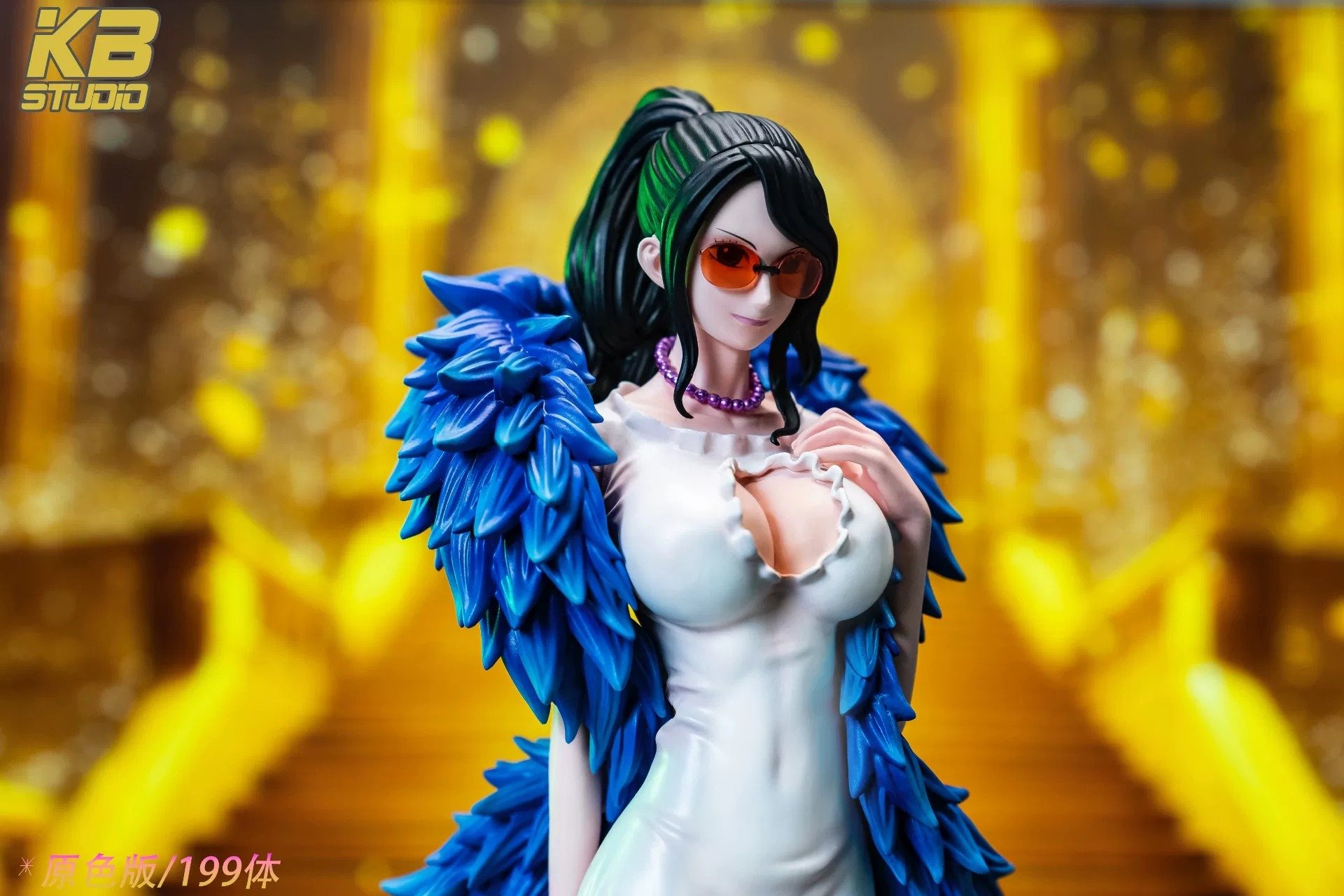 【pre order】One Piece Gold Robin Resin - Image 2