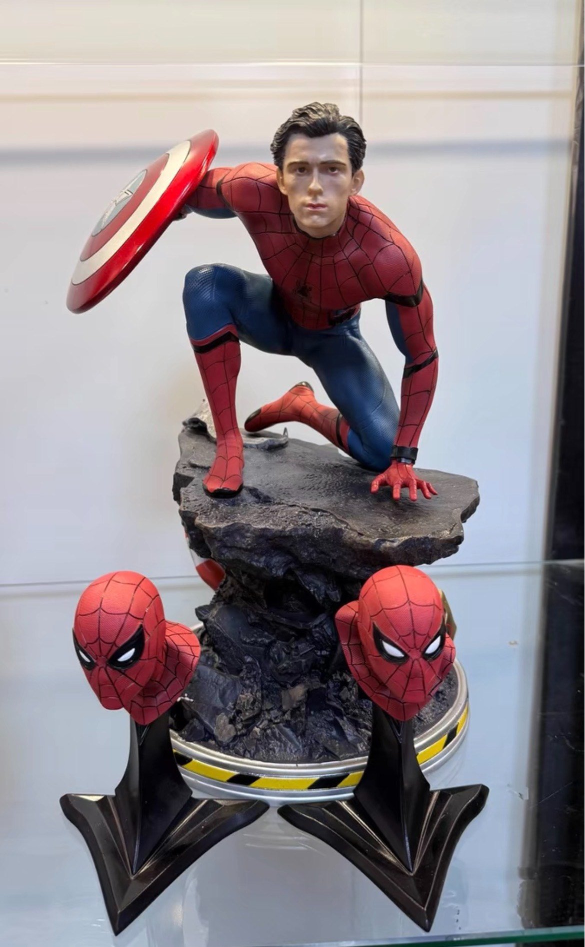 【pre order】Marvel Spider-Man RESIN 1/6 GK